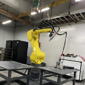 機(jī)械手金屬激光切割機(jī) 機(jī)械手金屬激光切割機(jī)